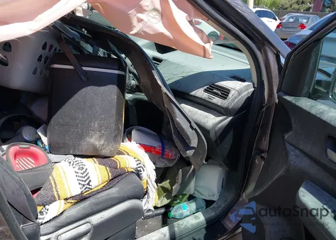 2014 Honda Cr-V Lx z USA, uszkodzony, nr VIN 2HKRM4H32EH635703